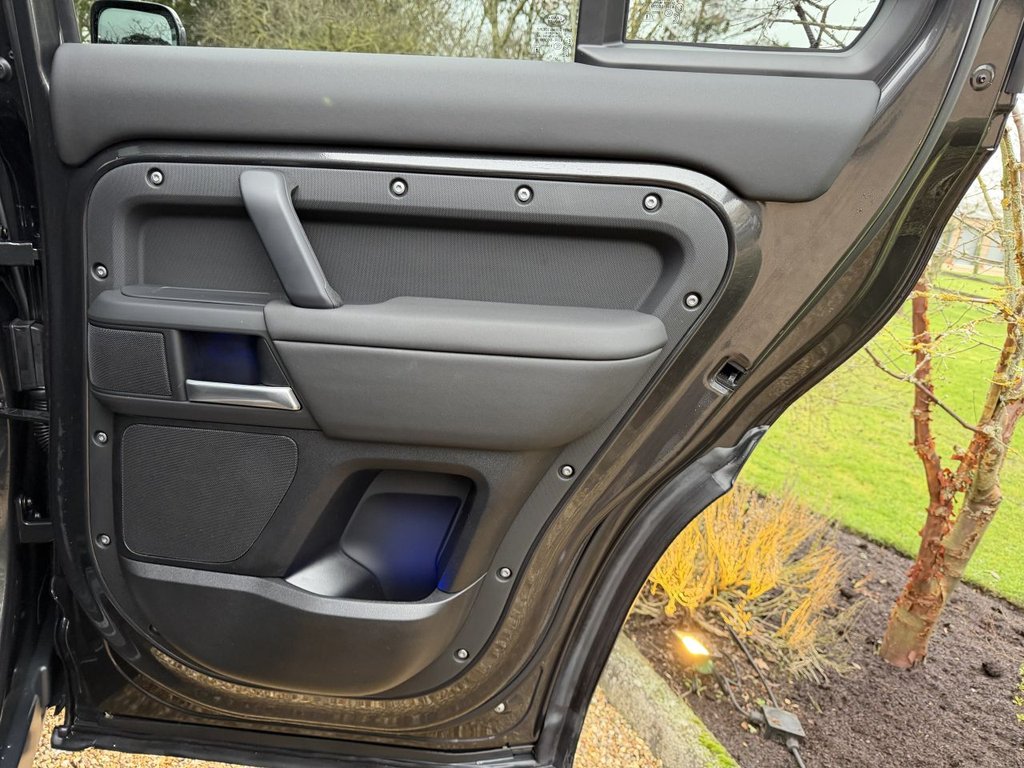 Used Land Rover Defender 2025 for sale - 77436819: Photo 36