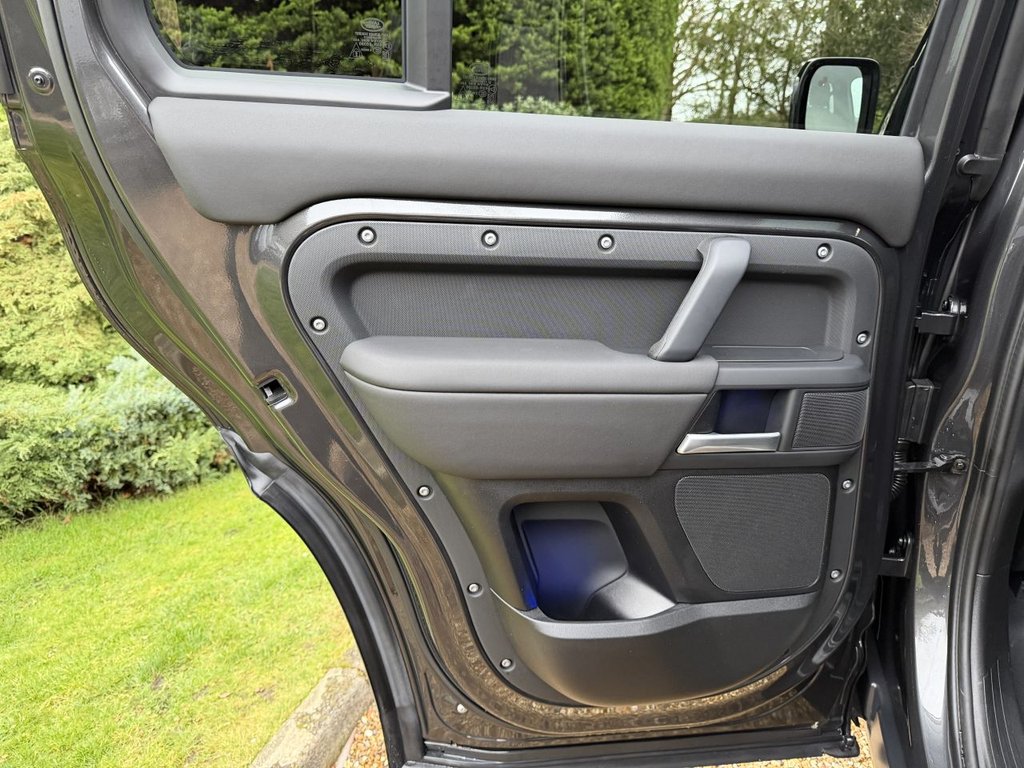 Used Land Rover Defender 2025 for sale - 77436819: Photo 37