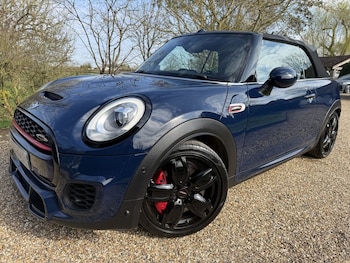2017 (17) - 2.0 John Cooper Works 2dr Auto