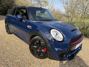 Used MINI Convertible 2017 for sale - 77739708: Photo