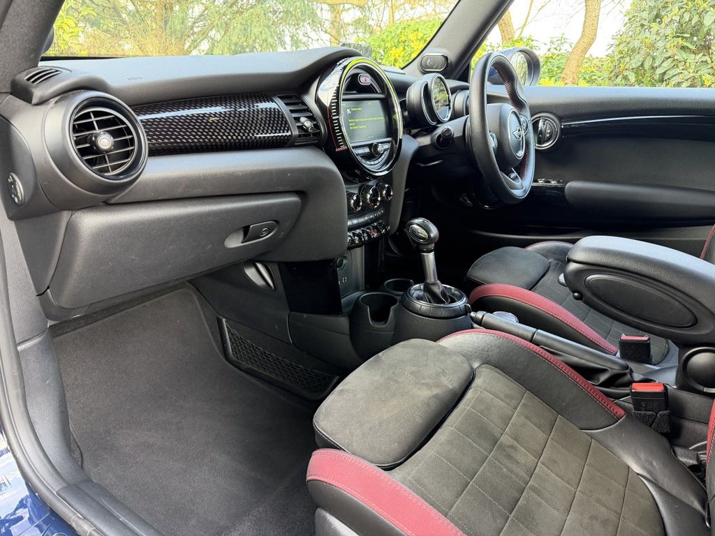 Used MINI Convertible 2017 for sale - 77739708: Photo 9