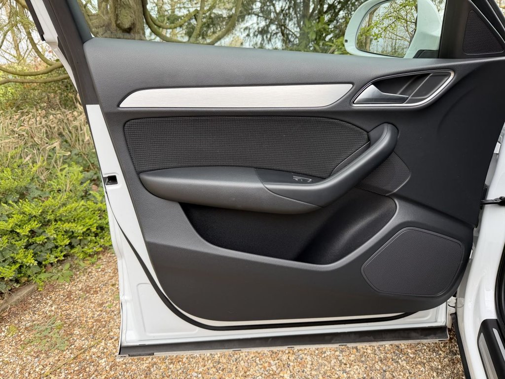 Used Audi Q3 2017 for sale - 78044485: Photo 28