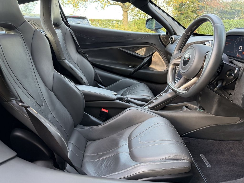 Used McLaren 720S 2017 for sale - 77157389: Photo 10