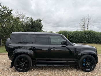 Used Land Rover Defender 2022 for sale - 79114427: Photo