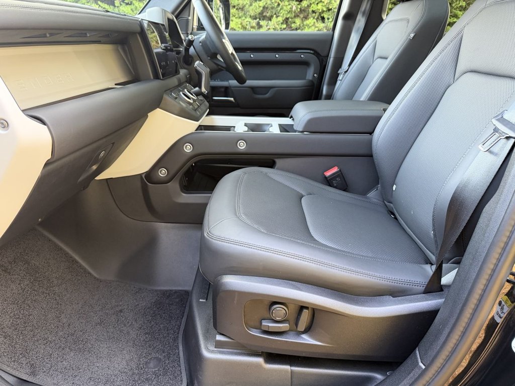 Used Land Rover Defender 2025 for sale - 77436412: Photo 14