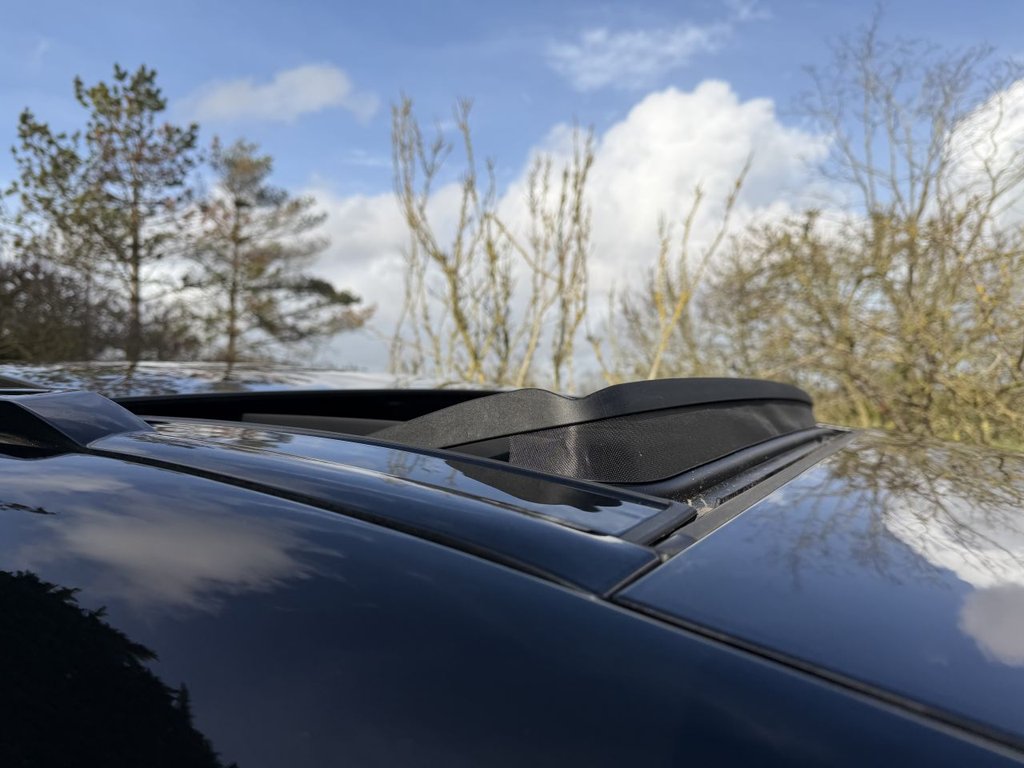 Used Land Rover Defender 2025 for sale - 77436412: Photo 9