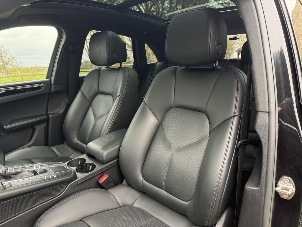 Used Porsche Macan 2019 for sale - 77680835: Photo 13