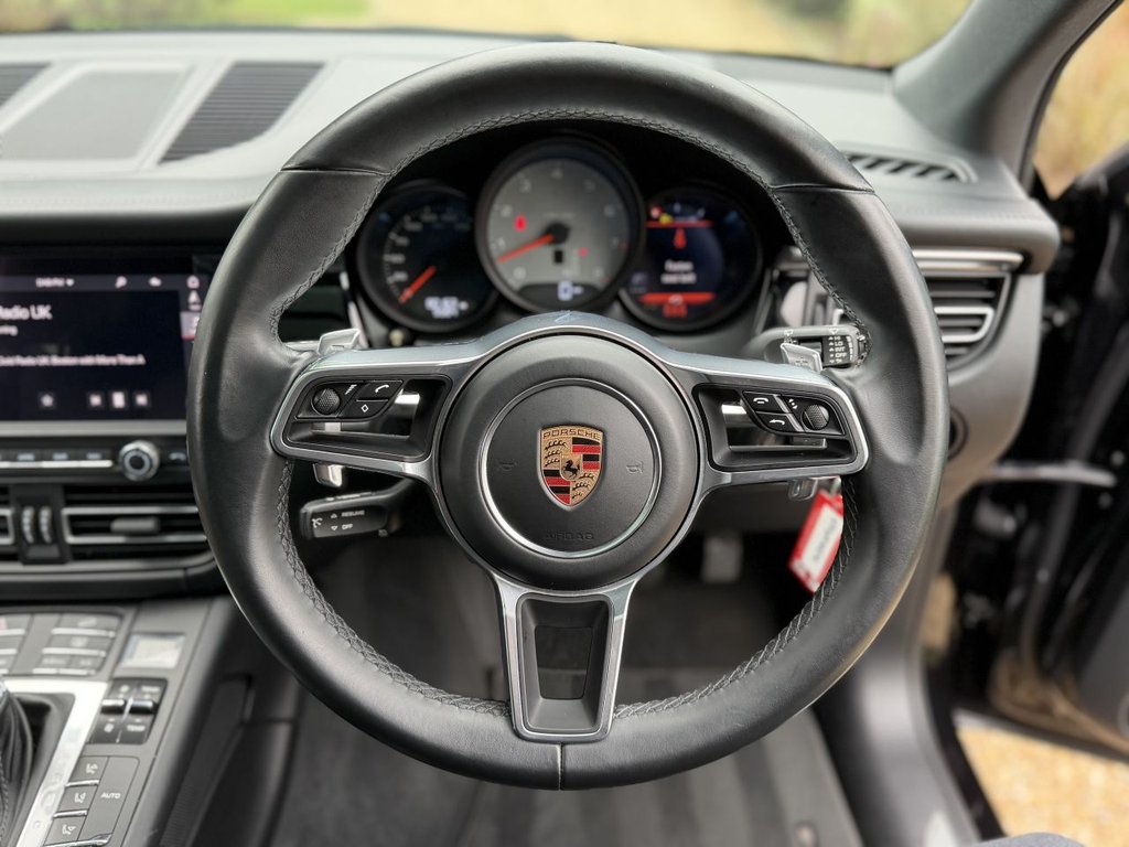 Used Porsche Macan 2019 for sale - 77680835: Photo 25