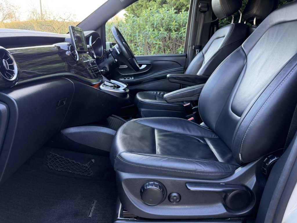 Used Mercedes-Benz V-Class 2020 for sale - 77936432: Photo 13