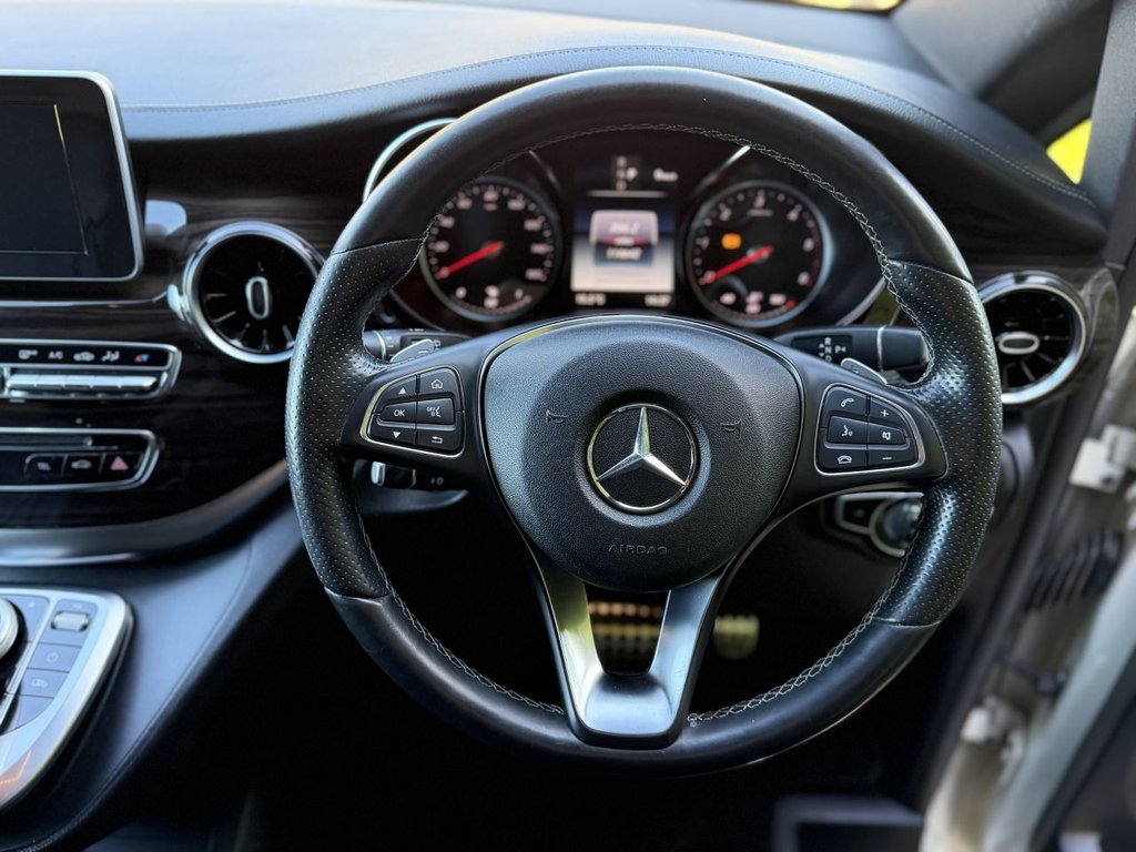 Used Mercedes-Benz V-Class 2020 for sale - 77936432: Photo 19