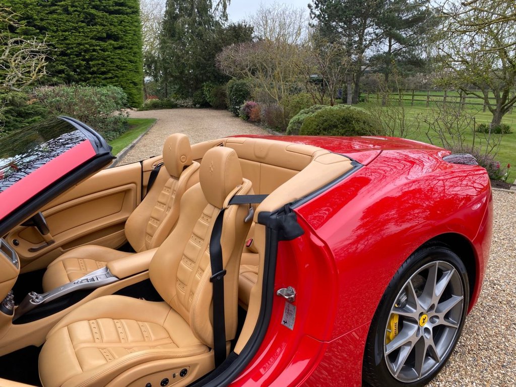 Used Ferrari California 2010 for sale - 77157390: Photo 12