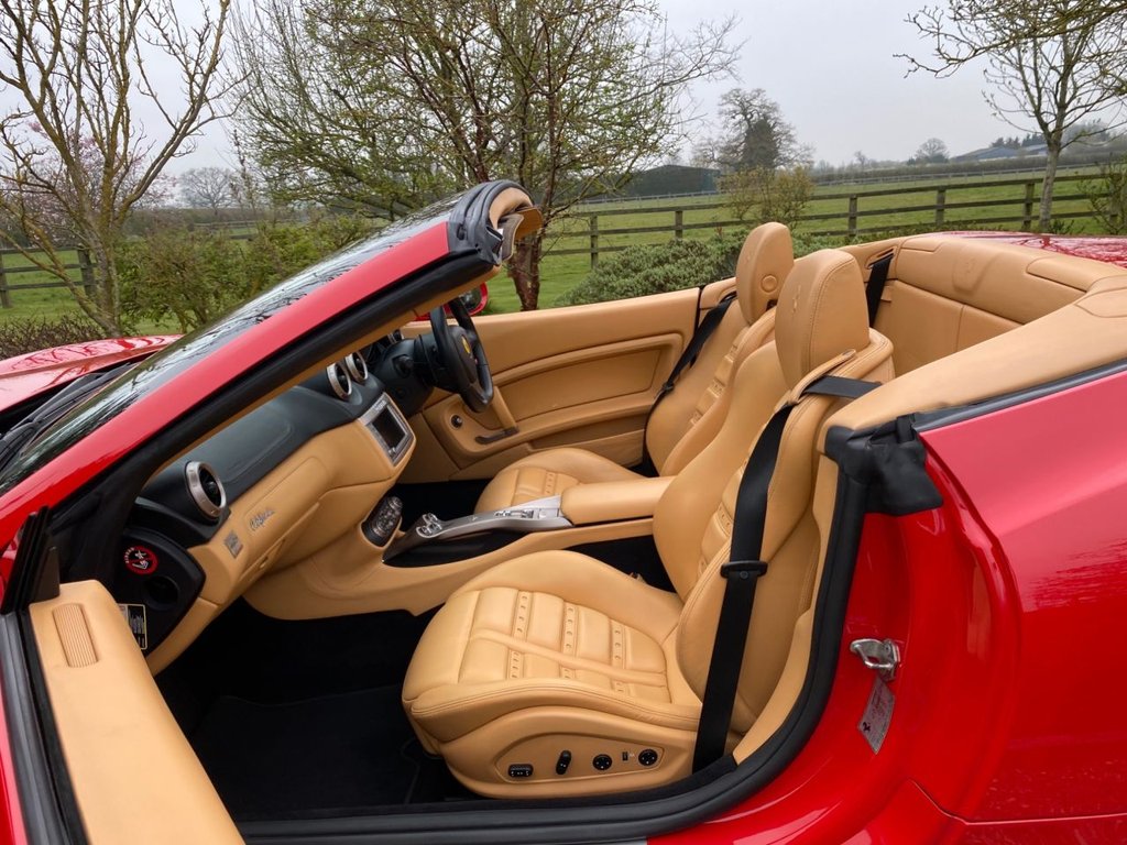 Used Ferrari California 2010 for sale - 77157390: Photo 17