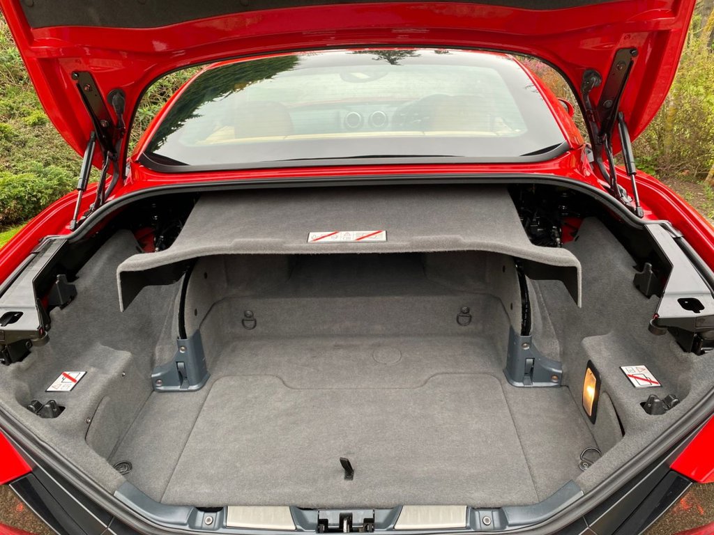 Used Ferrari California 2010 for sale - 77157390: Photo 32