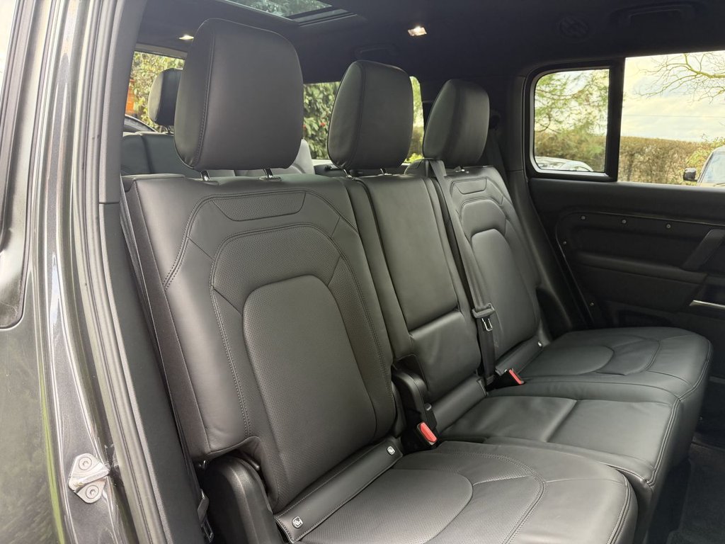 Used Land Rover Defender 2024 for sale - 77499201: Photo 17
