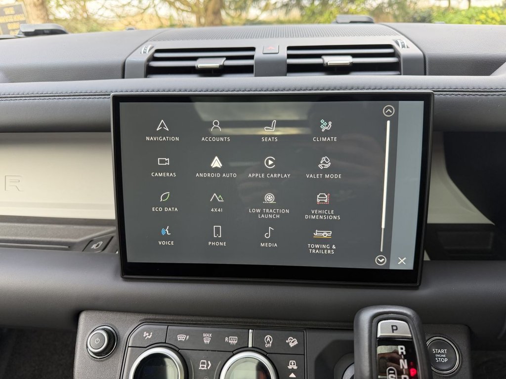 Used Land Rover Defender 2024 for sale - 77499201: Photo 21