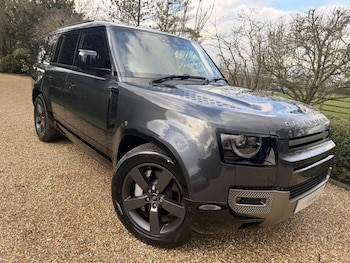 Used Land Rover Defender 2024 for sale - 77499201: Photo