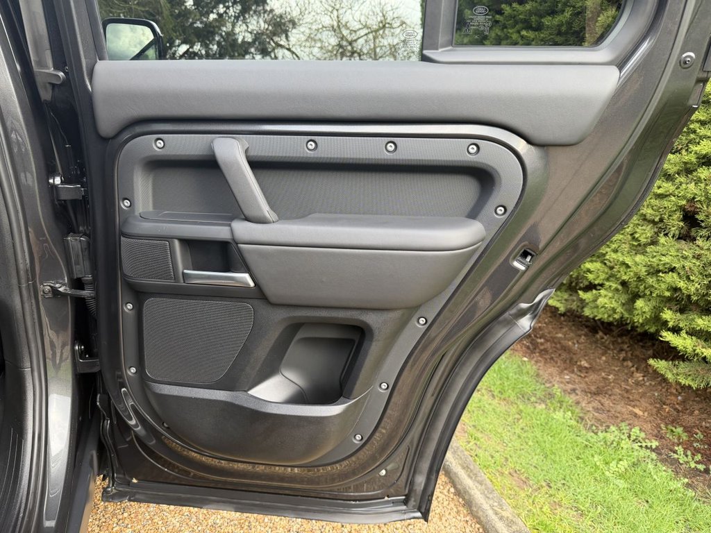 Used Land Rover Defender 2024 for sale - 77499201: Photo 30