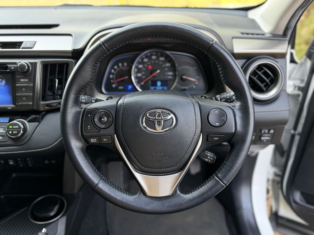 Used Toyota RAV4 2014 for sale - 77667042: Photo 18