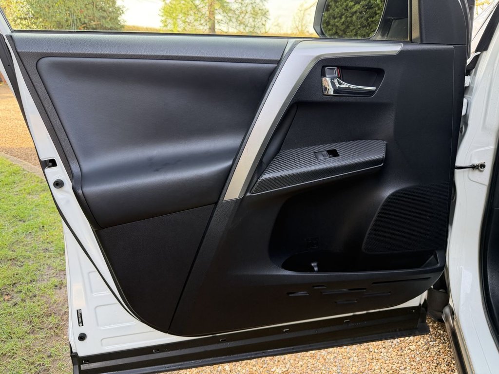 Used Toyota RAV4 2014 for sale - 77667042: Photo 25