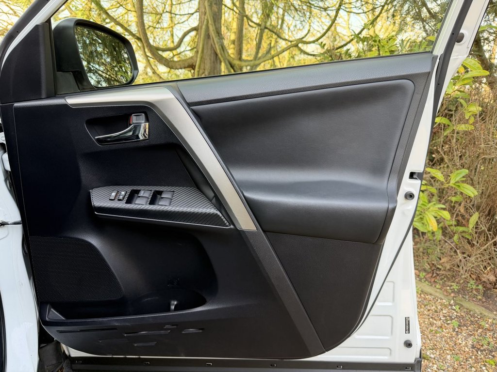 Used Toyota RAV4 2014 for sale - 77667042: Photo 26