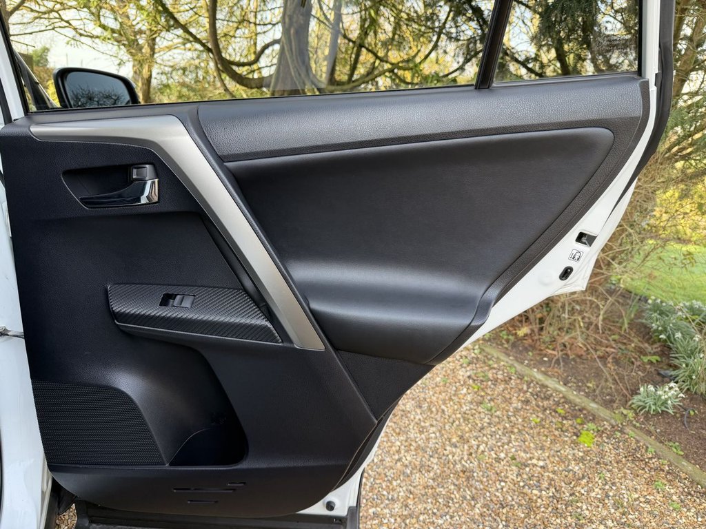 Used Toyota RAV4 2014 for sale - 77667042: Photo 28