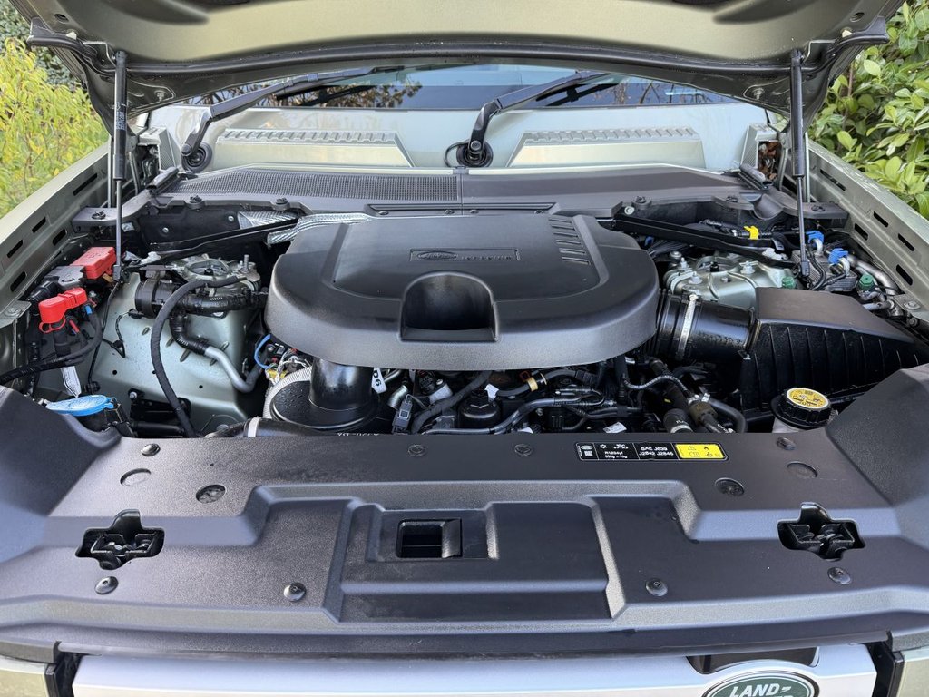 Used Land Rover Defender 2021 for sale - 77157404: Photo 29