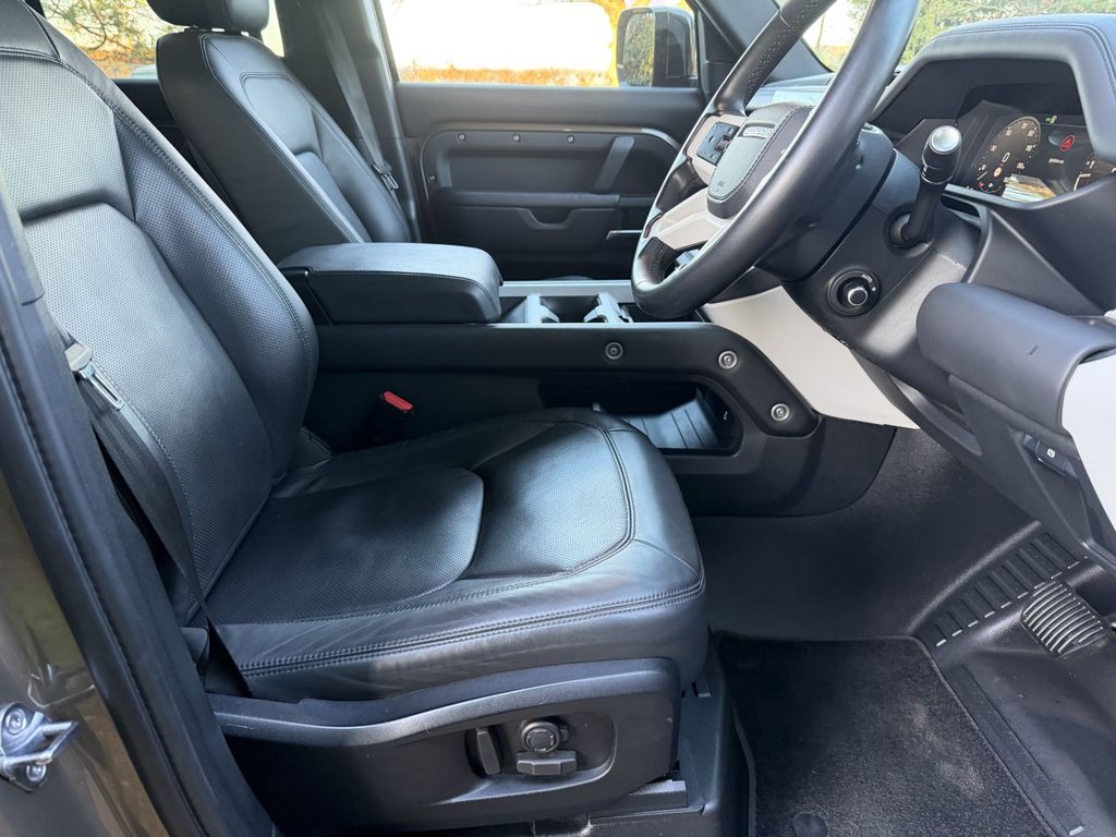 Used Land Rover Defender 110 2024 for sale - 77157416: Photo 10