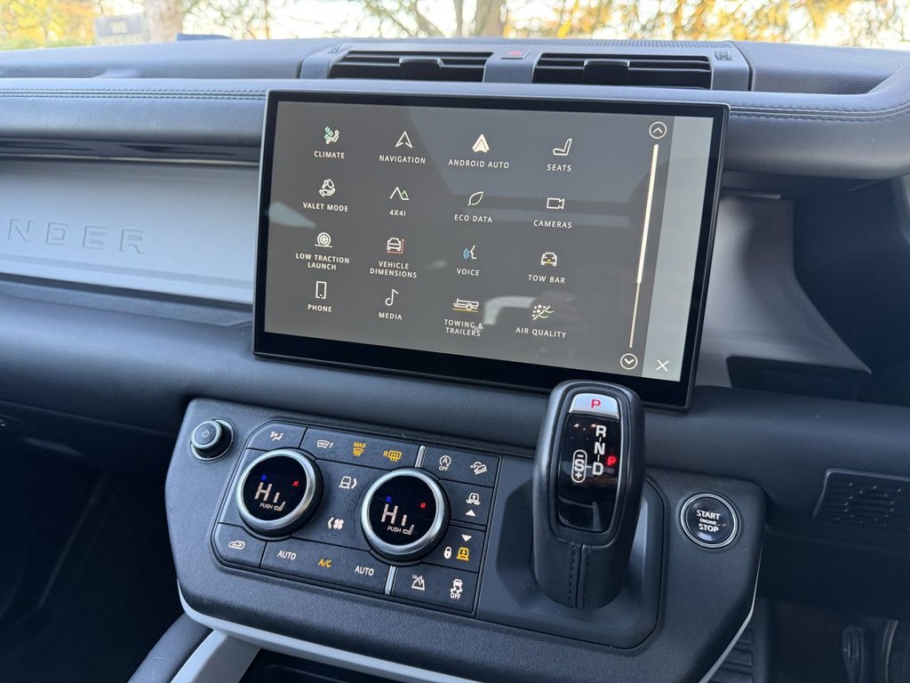 Used Land Rover Defender 110 2024 for sale - 77157416: Photo 25