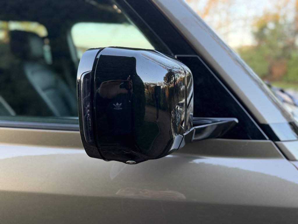 Used Land Rover Defender 110 2024 for sale - 77157416: Photo 34