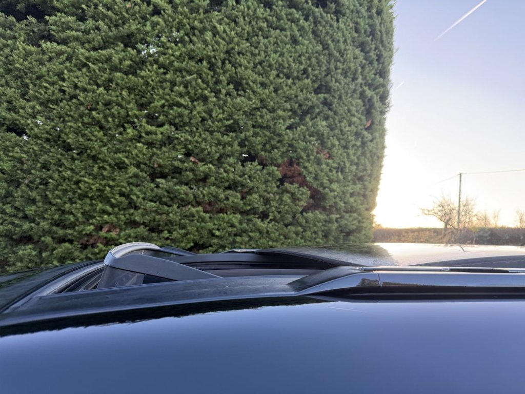 Used Land Rover Defender 110 2024 for sale - 77157416: Photo 9