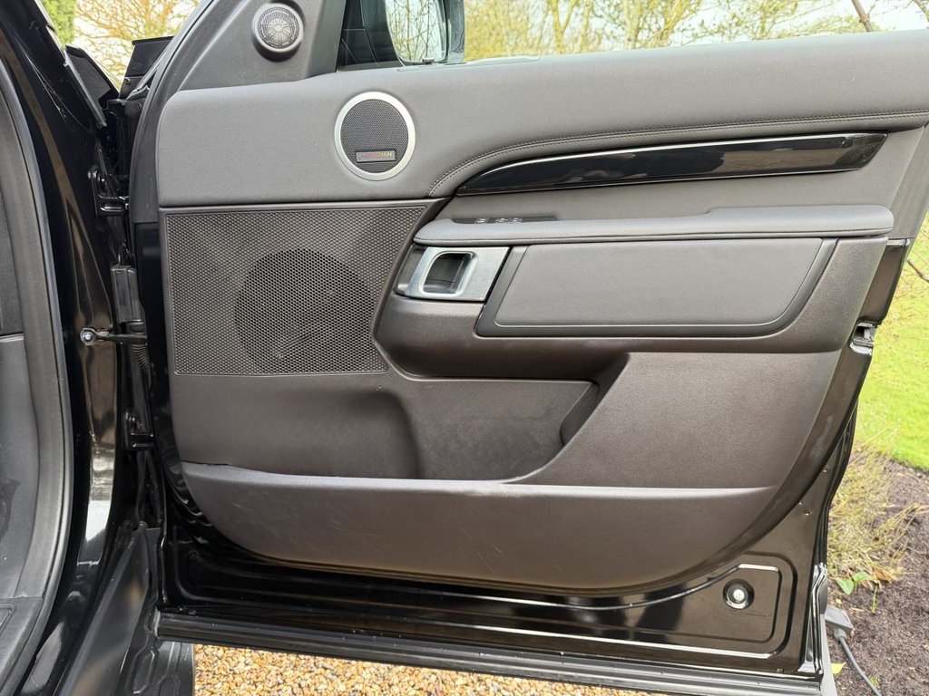 Used Land Rover Discovery 5 2018 for sale - 77621020: Photo 24