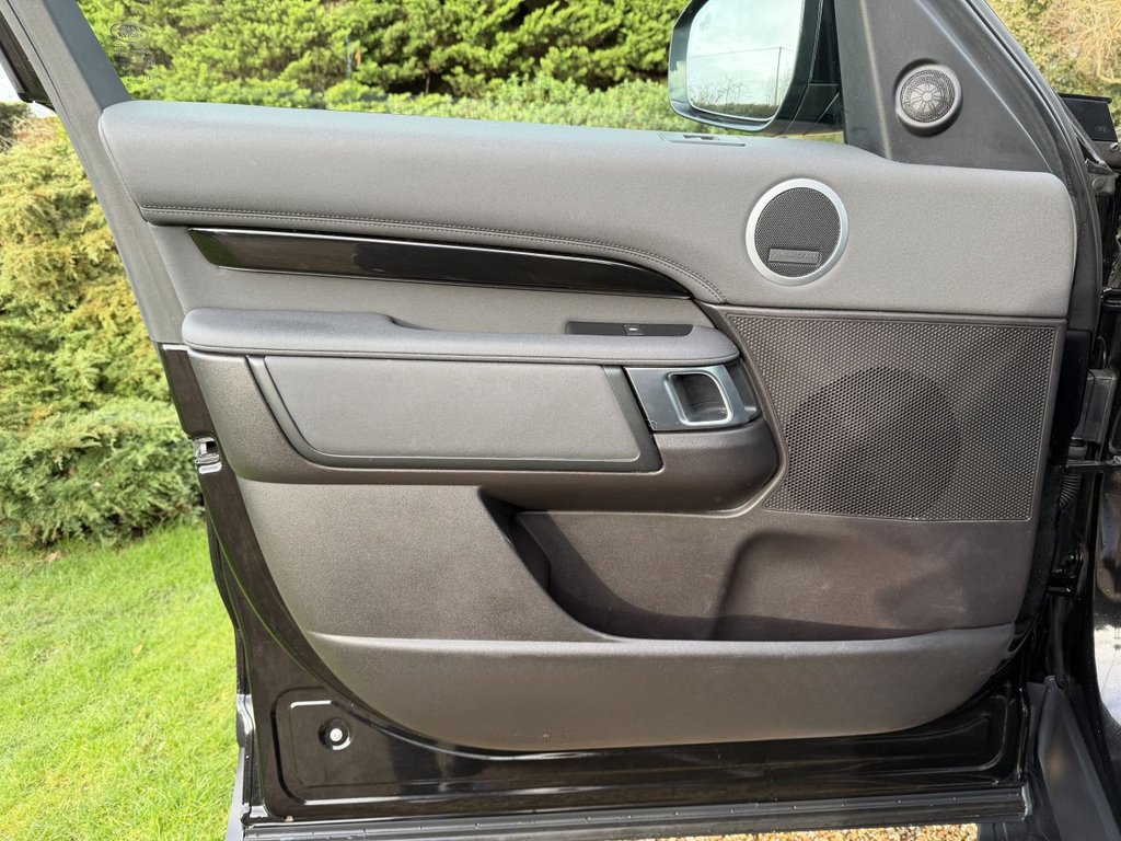 Used Land Rover Discovery 5 2018 for sale - 77621020: Photo 25