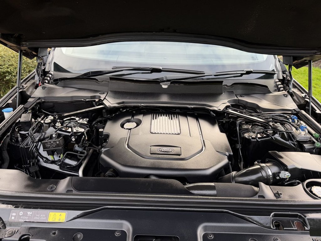 Used Land Rover Discovery 5 2018 for sale - 77621020: Photo 30