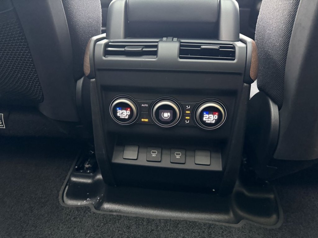 Used Land Rover Defender 2024 for sale - 78044607: Photo 12