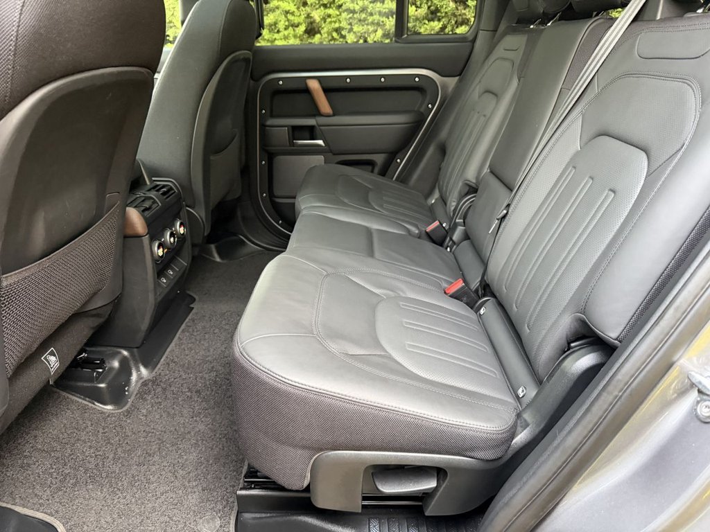 Used Land Rover Defender 2024 for sale - 78044607: Photo 21