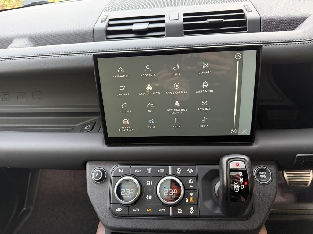 Used Land Rover Defender 2024 for sale - 78044607: Photo 31