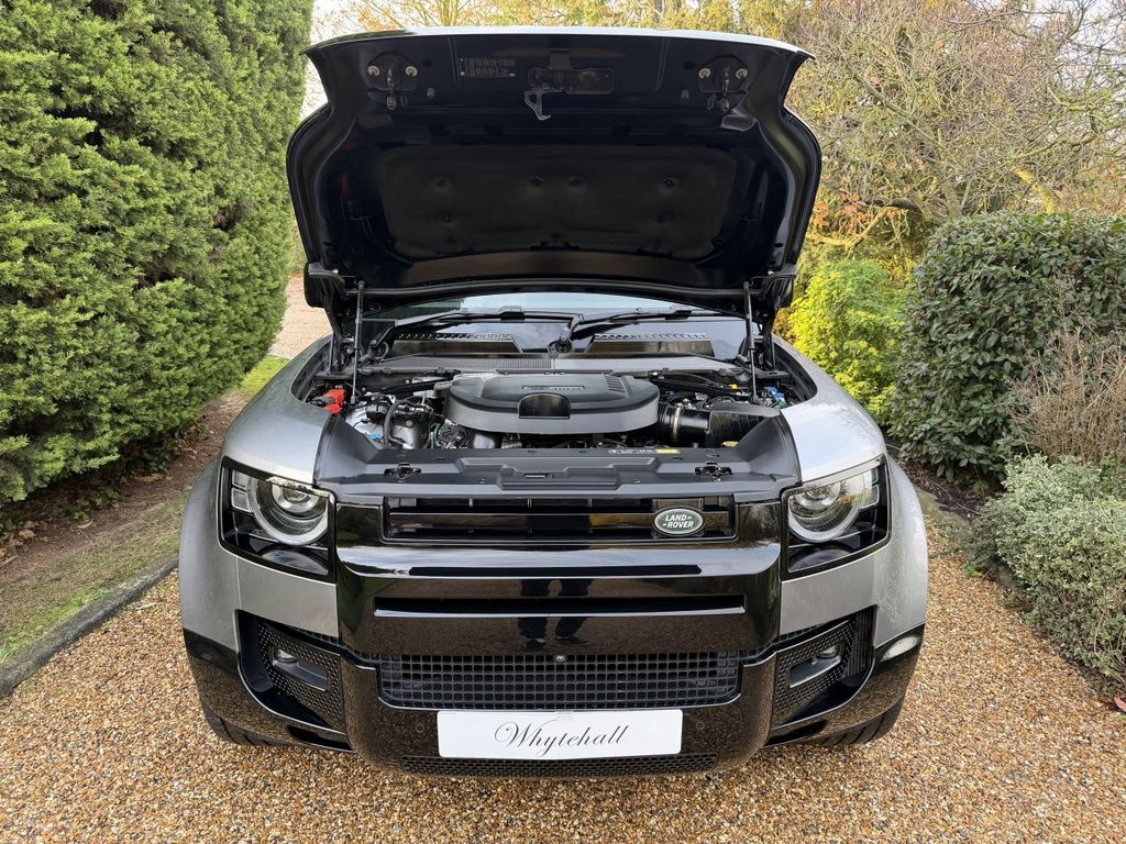 Used Land Rover Defender 2024 for sale - 78044607: Photo 37