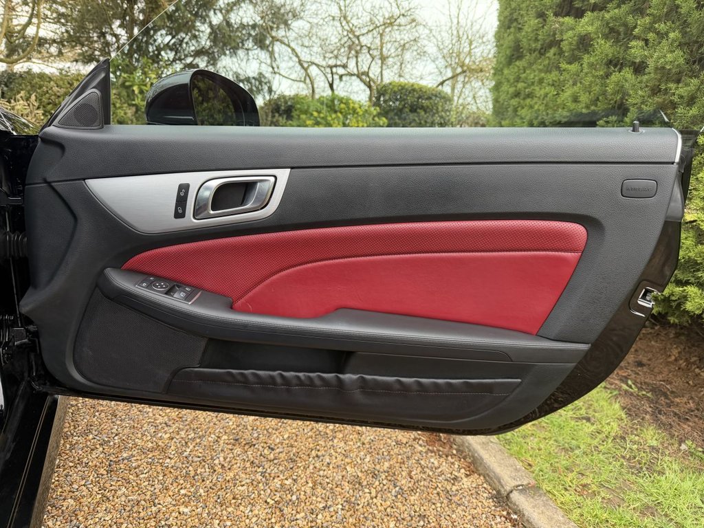 Used Mercedes-Benz SLK 2014 for sale - 77879585: Photo 20