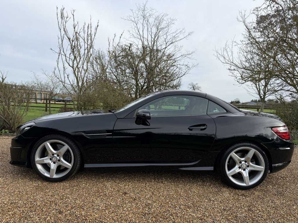 Used Mercedes-Benz SLK 2014 for sale - 77879585: Photo 3