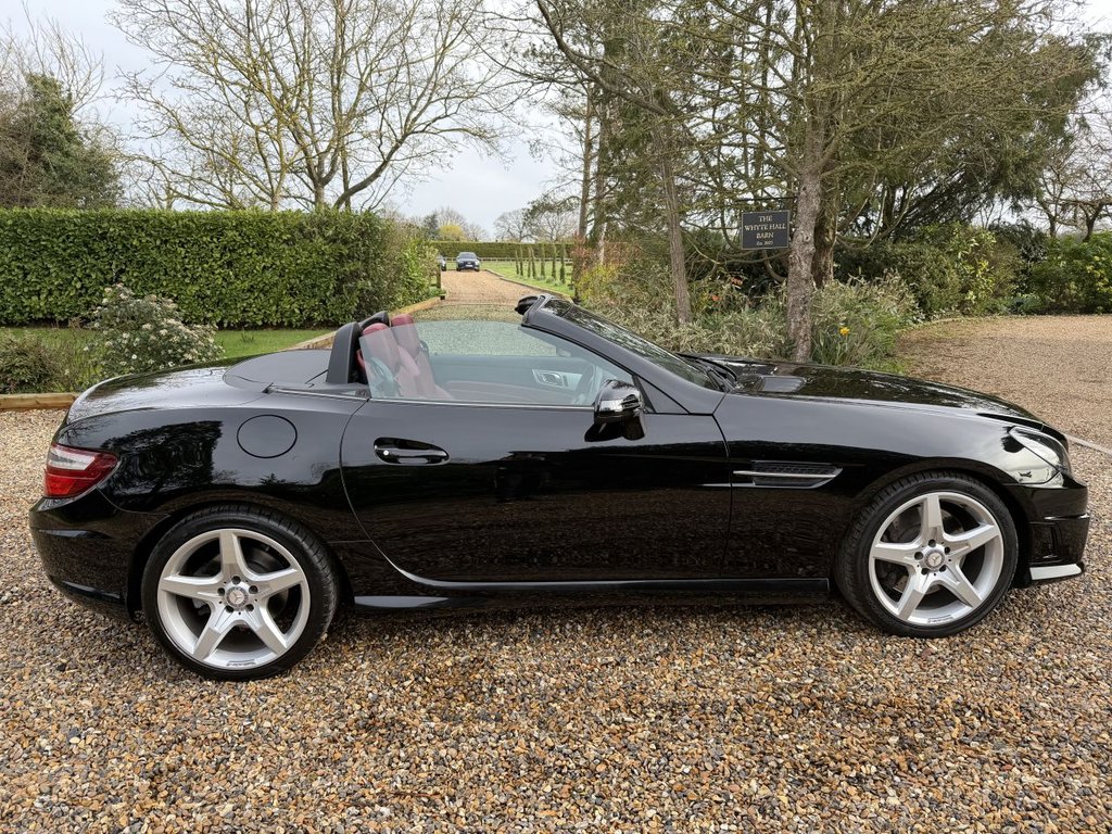 Used Mercedes-Benz SLK 2014 for sale - 77879585: Photo 32