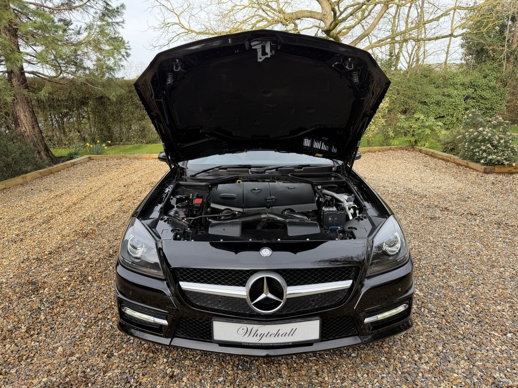 Used Mercedes-Benz SLK 2014 for sale - 77879585: Photo 33