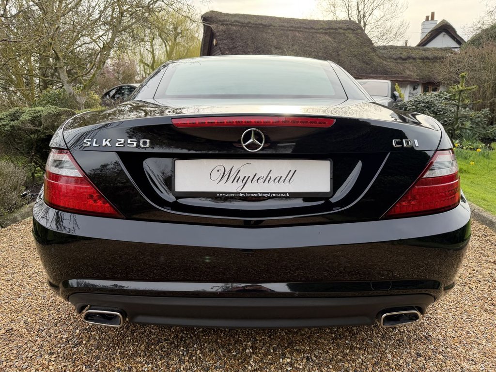 Used Mercedes-Benz SLK 2014 for sale - 77879585: Photo 8