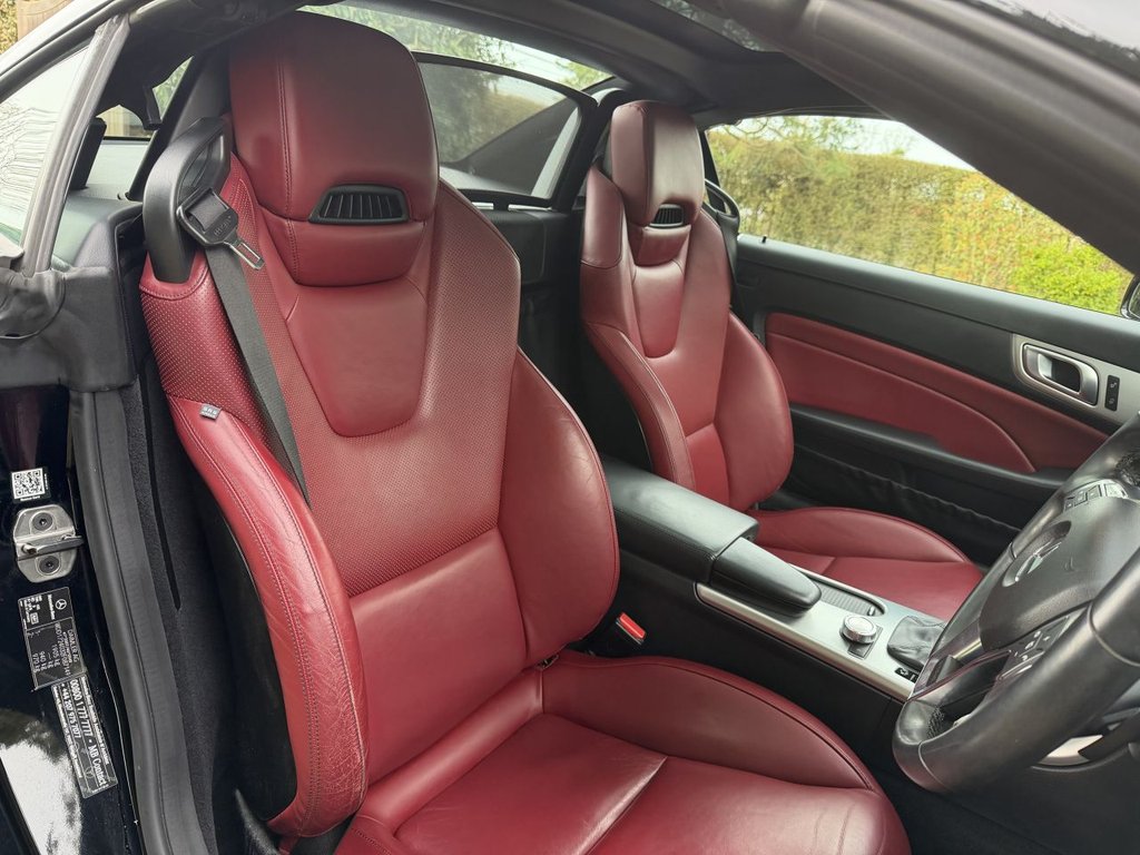 Used Mercedes-Benz SLK 2014 for sale - 77879585: Photo 9