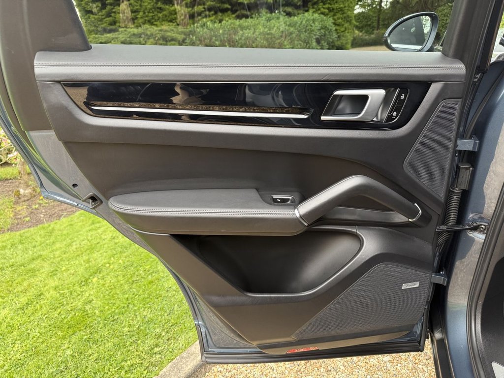 Used Porsche Cayenne 2019 for sale - 77356429: Photo 24