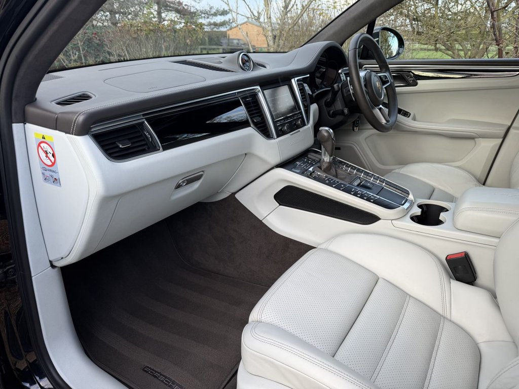 Used Porsche Macan 2016 for sale - 77275834: Photo 13