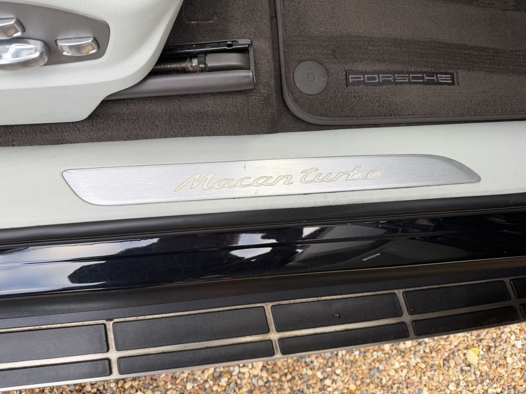 Used Porsche Macan 2016 for sale - 77275834: Photo 26