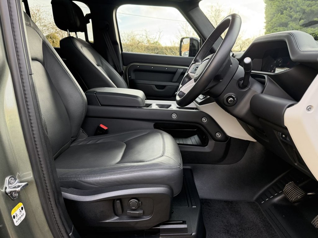 Used Land Rover Defender 2024 for sale - 77891116: Photo 10