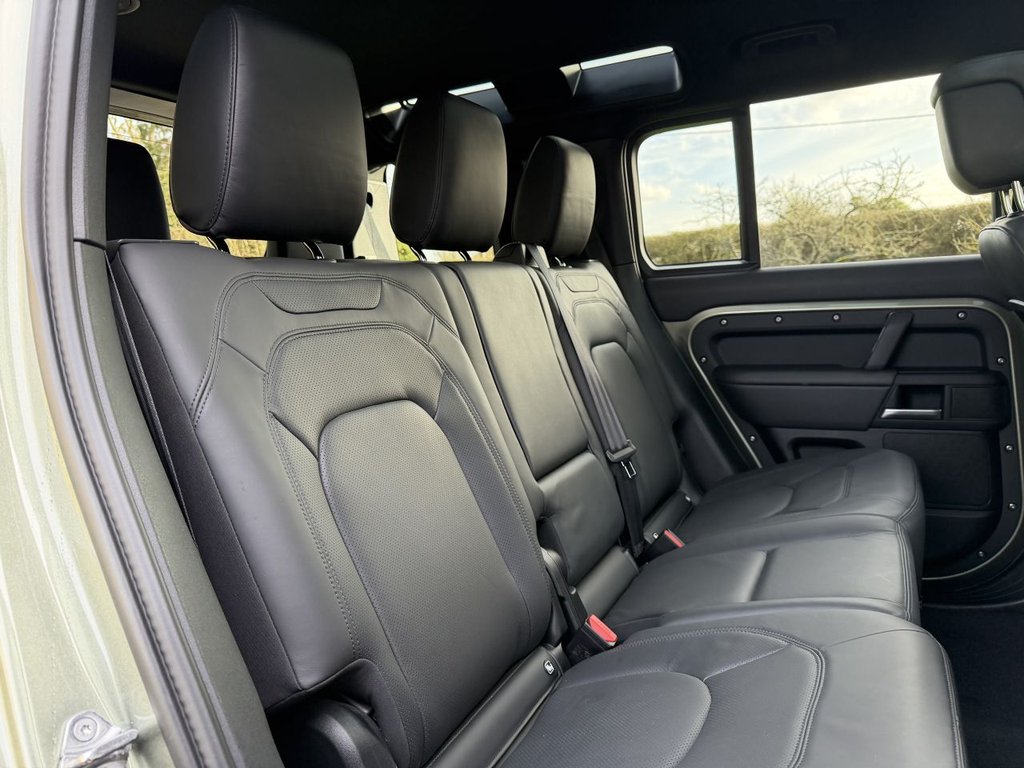 Used Land Rover Defender 2024 for sale - 77891116: Photo 16