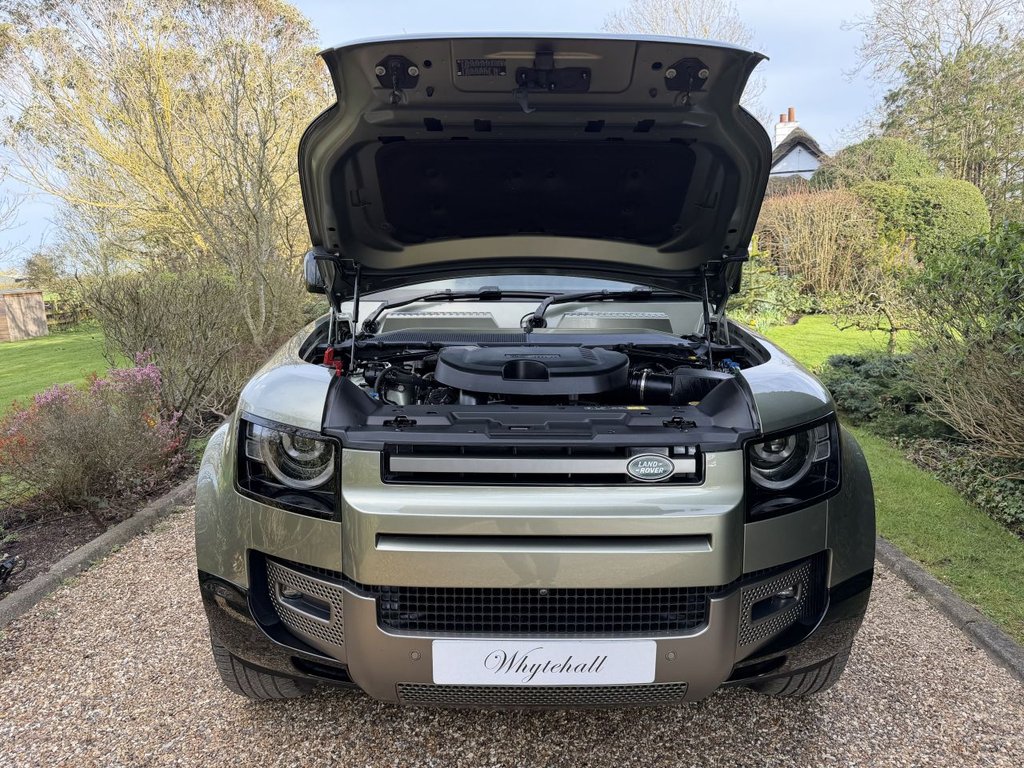 Used Land Rover Defender 2024 for sale - 77891116: Photo 32