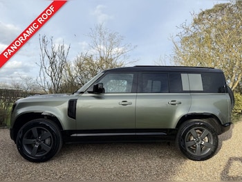 Used Land Rover Defender 2024 for sale - 77891116: Photo